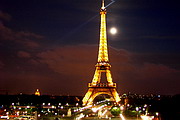 หอไอเฟล (Eiffel Tower) 