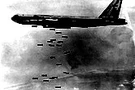 ประธานาธิบดี ริชาร์ด นิกสัน สั่งให้ส่งเครื่องบินทิ้งระเบิดแบบ บี-52 ไปทิ้งระเบิดโจมตีเวียดนามเหนือ