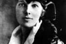 เอมิเลีย เอียร์ฮาร์ท นักบินผู้หญิงคนแรกที่บินเดี่ยวข้ามมหาสมุทรแอตแลนติค