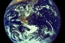 ยาน ลูนาร์ ออร์บิเตอร์ 1 ถ่ายภาพของโลกภาพแรก