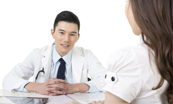 10 คำตอบยอดฮิต เมื่อหมอถามว่า “ทำไมถึงขาดยา / ผิดนัด?