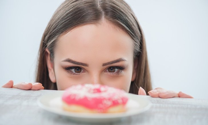 10 วิธีลดอาการอยากของหวาน สำหรับลดความอ้วน