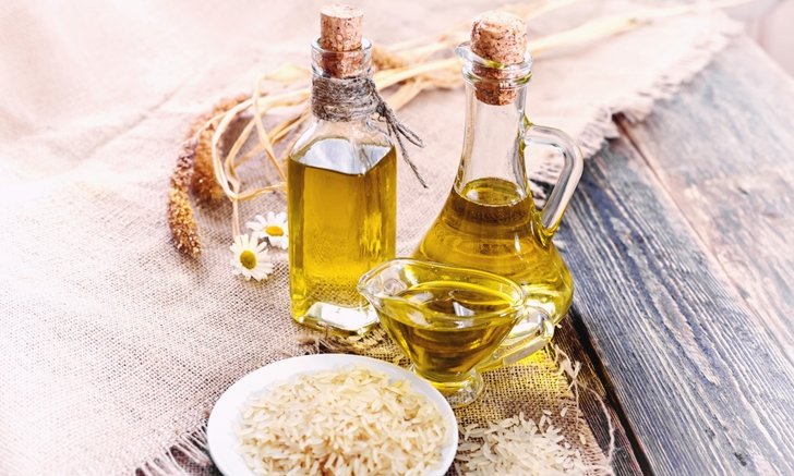 Benefits from "Rice Bran Oil" Antioxidants - Reduce blood sugar. AHR0cHM6Ly9zLmlzYW5vb2suY29tL2hlLzAvdWQvNC8yNDk0NS9yaWNlLWJyYW4tb2lsLmpwZw==