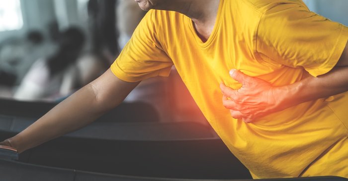 วิธีปฐมพยาบาล เมื่อเกิด "ภาวะหัวใจหยุดเต้นขณะเล่นกีฬา"