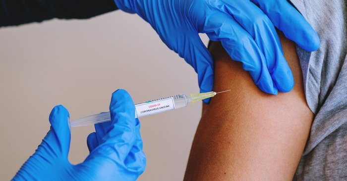 รพ.ศิริราช เปิดรับคิวฉีดวัคซีนโควิด-19 สำหรับอายุ 18 ปีขึ้นไป 10-20 ก.ย. นี้
