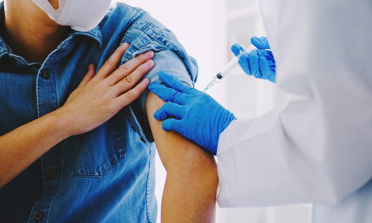 .เช็ก 5 กลุ่มเสี่ยงที่เข้าเกณฑ์รับ วัคซีนไข้หวัดใหญ่ ฟรี ถึง 31 ส.ค. นี้.