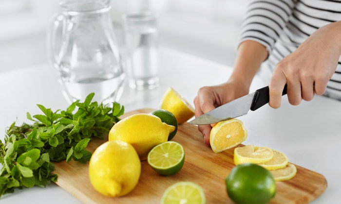 cutting-lemon-lime.jpg