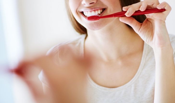 ยาสีฟันฟอกฟันขาว-น้ำยาบ้วนปากสลายหินปูน ได้ผลจริงหรือ?
