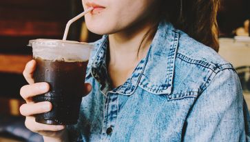 เลิกดื่ม “กาแฟ” ทำให้ “ปวดหัว” จริงหรือ?