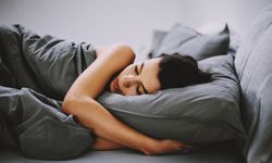 นอน "หนุนหมอน" อย่างไร ไม่ให้เกิดอาการปวดหลัง
