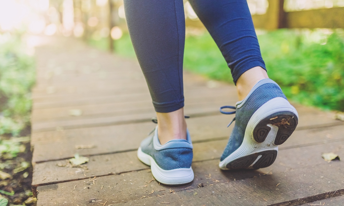 "เดินออกกำลังกาย" ช่วยลดความเสี่ยง "มะเร็ง" ได้จริงหรือ?