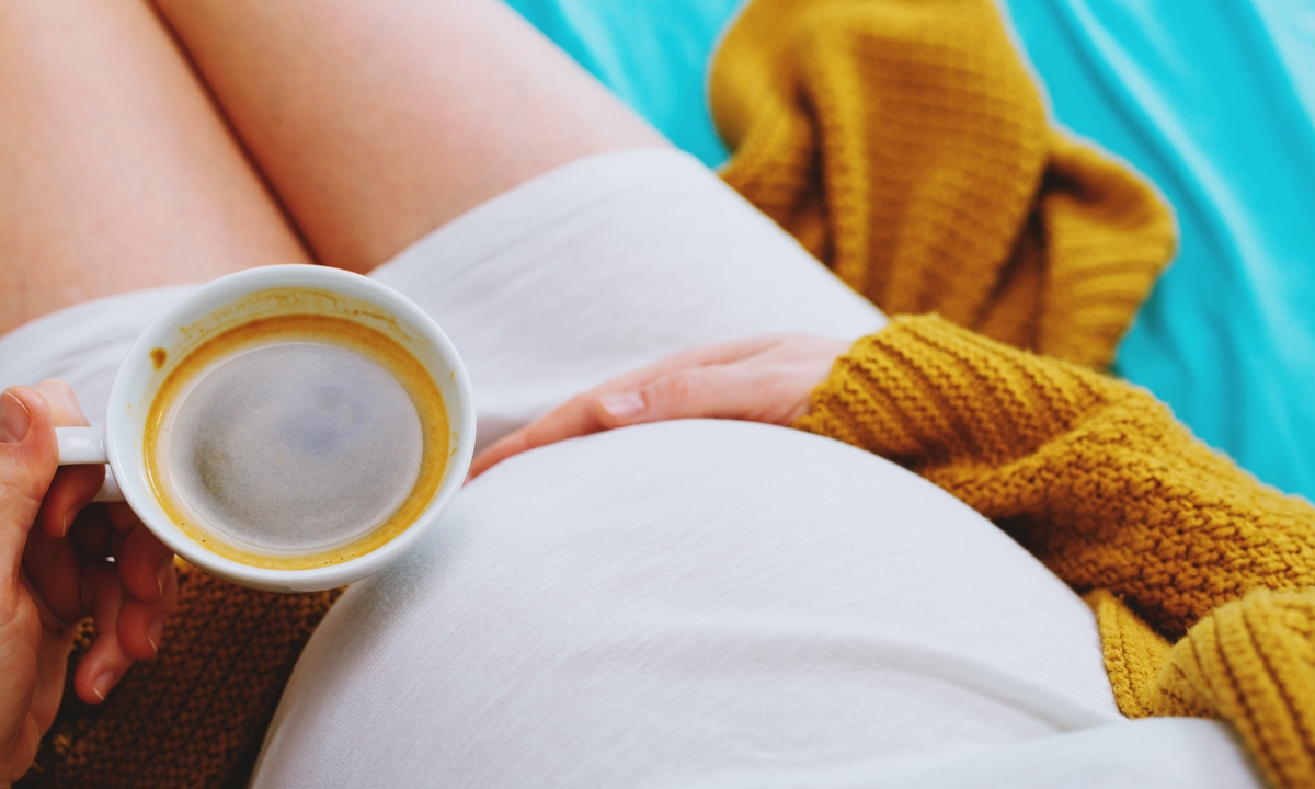 ผู้หญิงตั้งครรภ์ ดื่มกาแฟ-เครื่องดื่มคาเฟอีน ได้หรือไม่