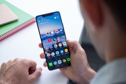 เผยภาพตัวอย่าง EMUI 10 บน Android Q จาก Huawei