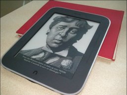 รีวิว Nook Simple Touch with GlowLight เครื่องอ่านอีบุ๊กจอสัมผัสพร้อมไฟในตัว