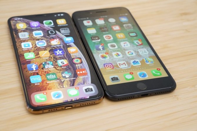 iPhone 11