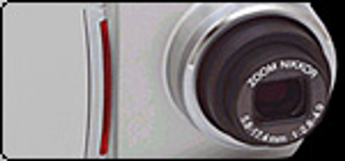 Nikon Coolpix 775