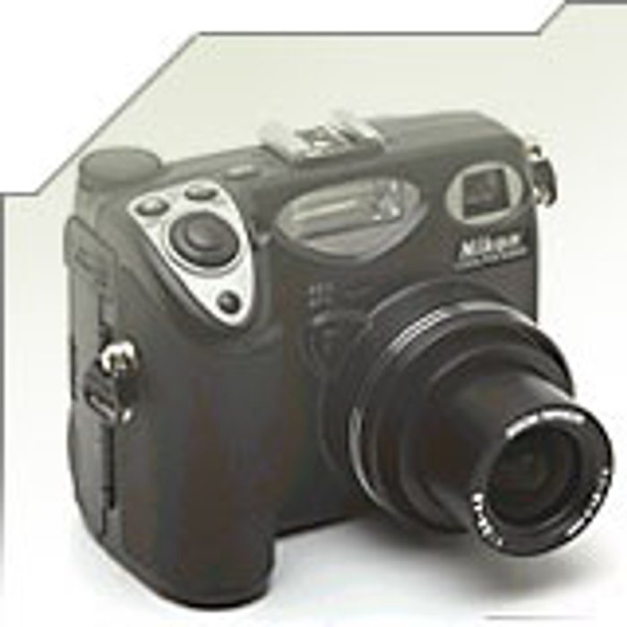 Nikon CoolPix5000