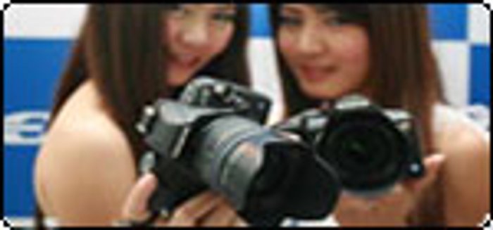 โอลิมปัส เกาะเทรนด์กล้องดิจิตอล SLR ส่งรุ่นล่าสุดบุกตลาด