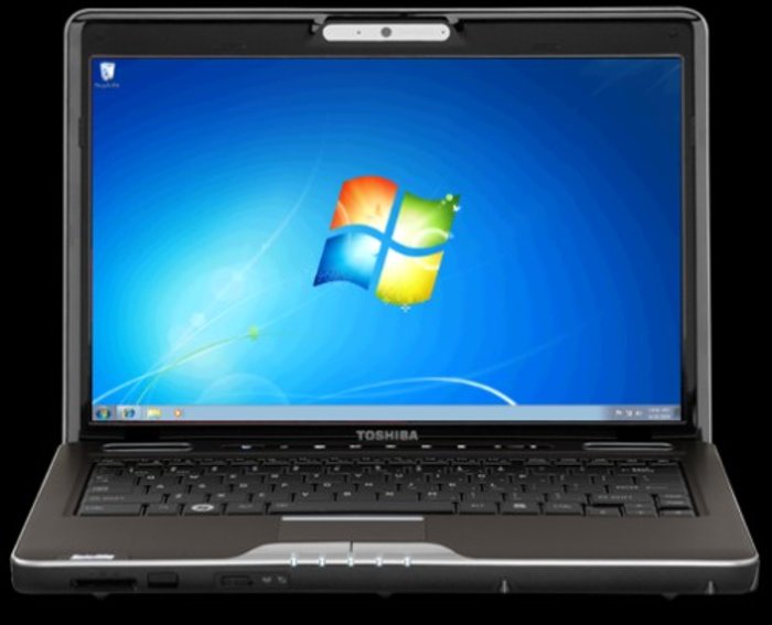 โตชิบาออกโน้ตบุ๊ก จอสัมผัส+Win7