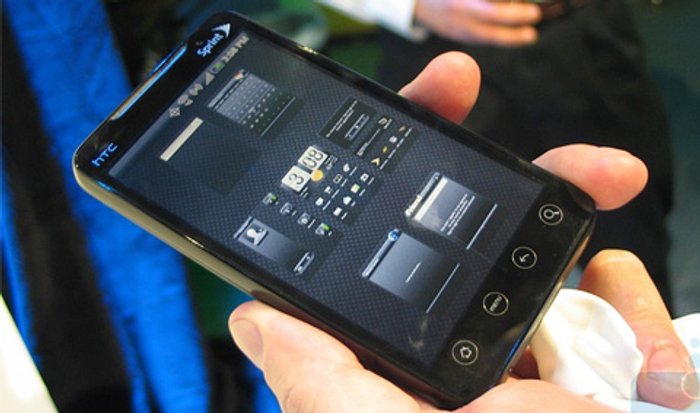 ล้ำๆ ไปกับ HTC EVO 4G มาให้ยั่วน้ำลายกันอีกแล้ว