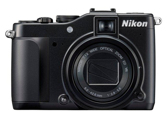ชมตัวเป็นๆ Nikon P7000