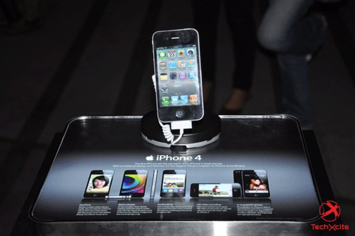 ราคาแรงๆ กับ iPhone 4 เครื่องหิ้วตาย ขายขาดทุน !!