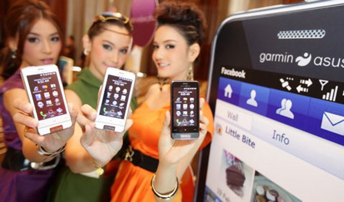 การ์มิน-อัสซุส ส่ง M10 รุกตลาดปี 2010 ในไทยแล้ว