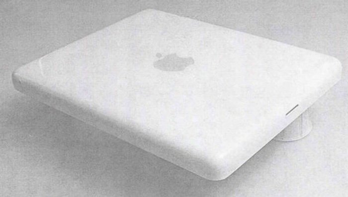 หลุดภาพ iPad รุ่นต้นแบบโชว์ตัวเครื่องหนาเป็นคืบ, ไร้ปุ่ม Home!
