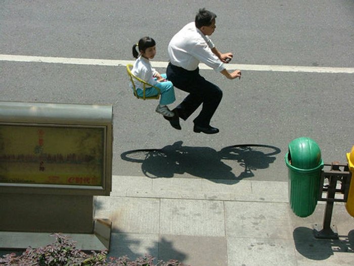 มาชมภาพถ่ายชุดจักรยานล่องหนกัน เค้าใช้เทคนิคไหนถ่ายหรือว่าจะเป็น Photoshop