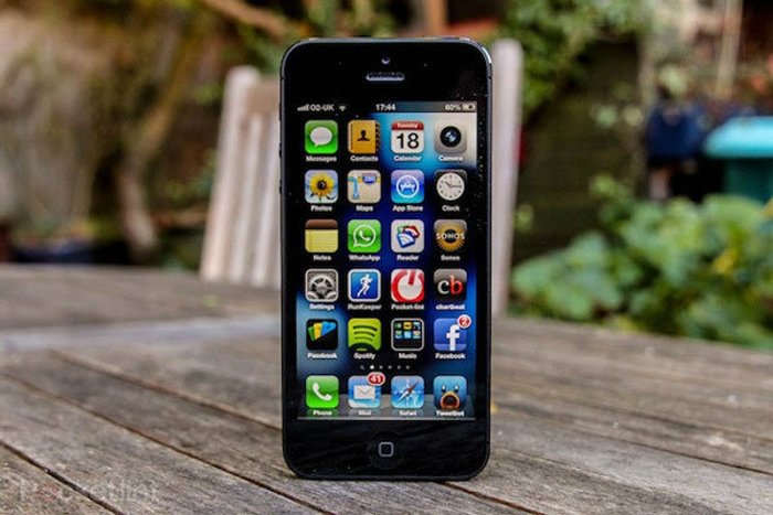 ภาพหลุด iPhone 5S รุ่นต้นแบบ มาพร้อม Dual-LED flash และแบตเตอรี่ความจุเพิ่มขึ้น