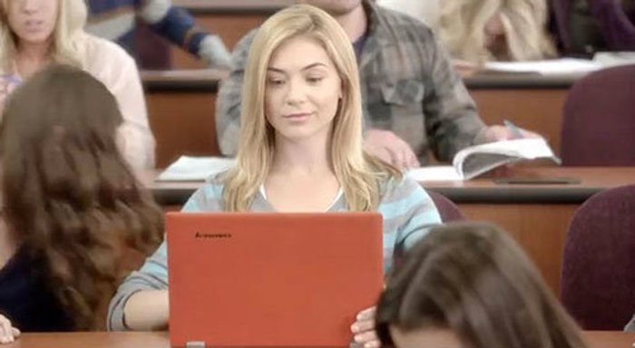 เรื่องนี้เก่ง ! MS ส่งโฆษณากัด iPad อีก