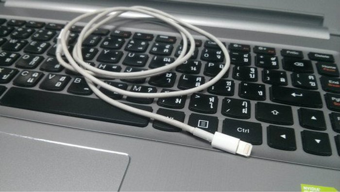 สายชาร์จ iPhone แตก พัง เสียหาย ทำไงดี