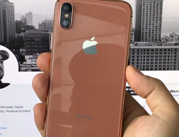 iPhone 8 Blush Gold iPhone 8 Blush Gold