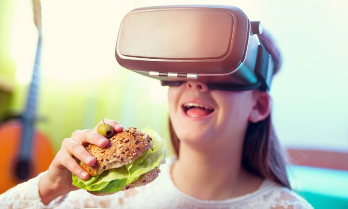 ปฏิวัติวงการ! เพิ่มความอร่อยด้วย “อาหาร VR”