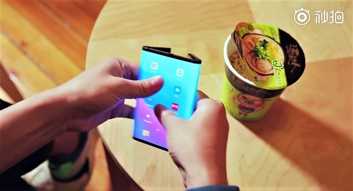Xiaomi ปล่อยวิดีโอโชว์สมาร์ตโฟน พับจอ 3 ท่อน อีกครั้ง