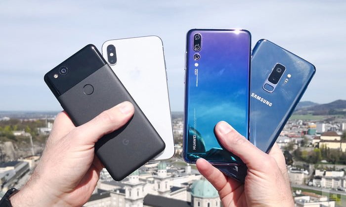เทียบภาพถ่าย Huawei P20 Pro, Samsung Galaxy S9+, Google Pixel 2 และ iPhone X