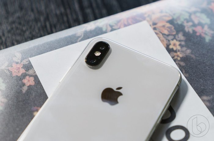 เผยภาพเครื่องดัมมี่ "iPhone 9" และ "iPhone X Plus"