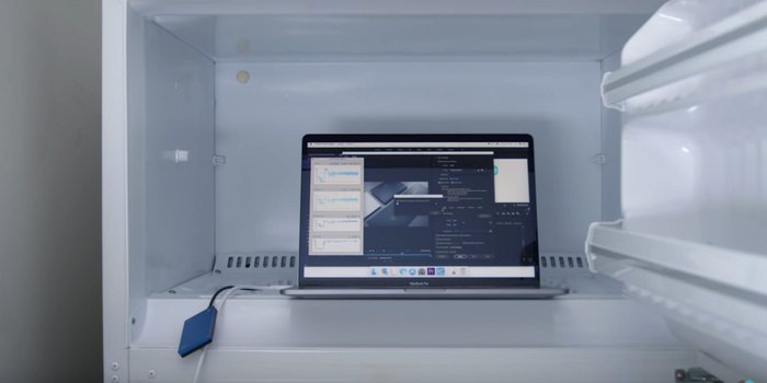 แฟนๆ ยังไม่ไหว MacBook Pro รุ่นใหม่ i9 อยากให้แรงต้องแช่ตู้เย็น!