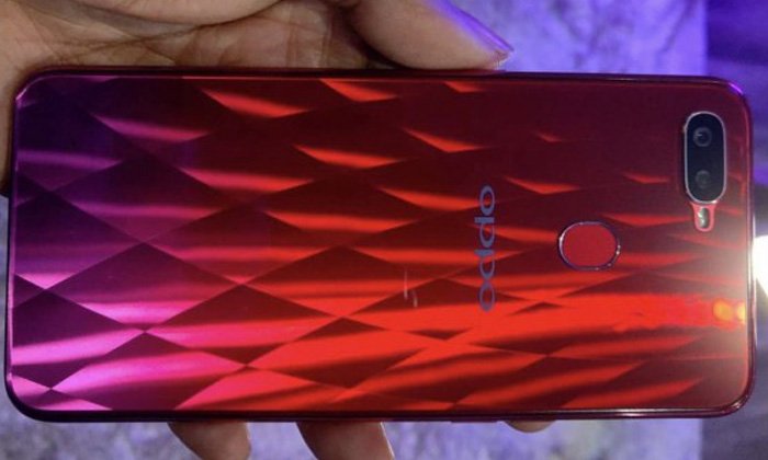 หลุดภาพด้านหลังของ OPPO F9 และรายละเอียดคาดว่าเปิดตัว 15 สิงหาคมนี้