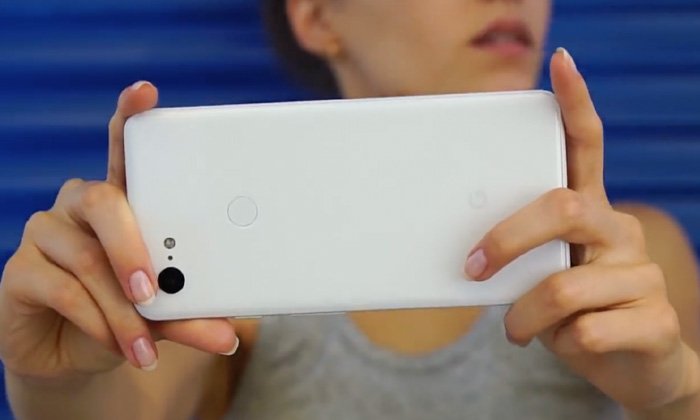 ไม่ต้องรอเปิดตัว เผยคลิปหน้าตา "Google Pixel 3 XL" แบบชัดเจน