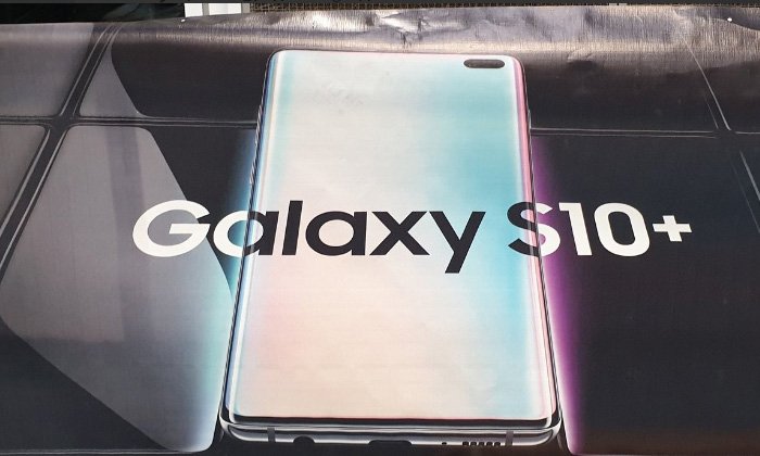 หลุดป้ายโฆษณา ของ "Samsung Galaxy S10+" ก่อนการเปิดตัว สัปดาห์หน้า