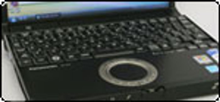 ดูกันเต็มๆ Notebook Panasonic R6 สีดำ