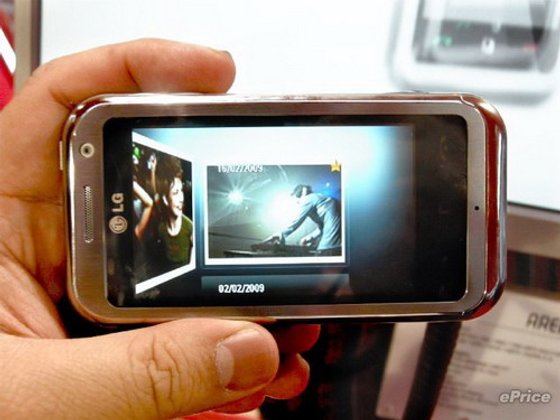 LG KM900 Arena : สวย เด่น หรูด้วย S-Class 3D UI