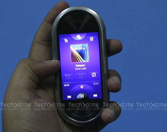 รีวิว: Samsung M7600 Beat DJ สนุกเร้าใจไปกับเพลง