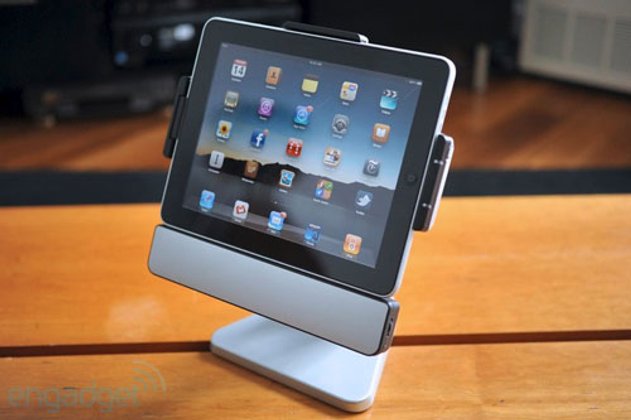 แท่นวาง iPad สุดเจ๋ง ! แปลงร่างเป็น iMac น้อยๆ เท่ห์ระเบิดเลย