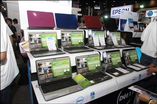 พาตะลุยงานคอมมาร์ทตอนแรกไปกับ Dell และ Fujitsu