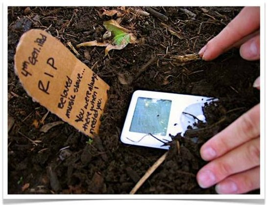 Apple ช็อคโลกดนตรี เริ่มนับถอยหลังปลดระวาง iPod เร็วๆนี้!