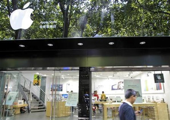 โดน!! จีนสั่งปิดร้าน Apple Store ปลอมไปแล้ว 2 ร้าน