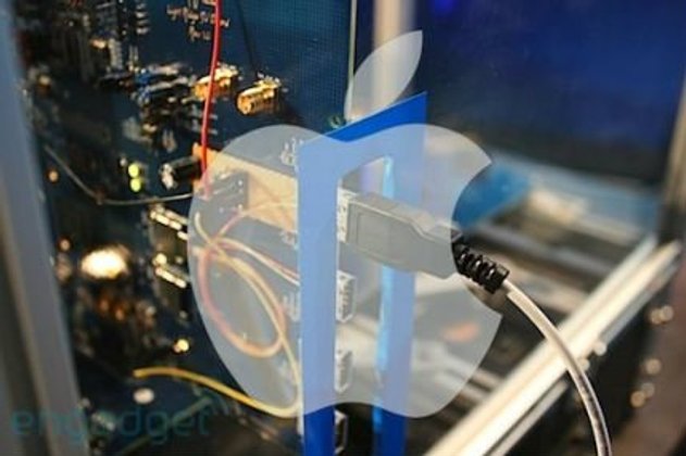 Apple จ่อเปิดตัว USB ความเร็วสูง Light Peak ใน MacBook Pro ล็อตใหม่?