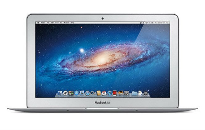 MacBook Air รุ่น 11 นิ้วลดราคาเหลือเพียง 25,500 บาทที่ Amazon ถูกกว่า Apple Online Store!